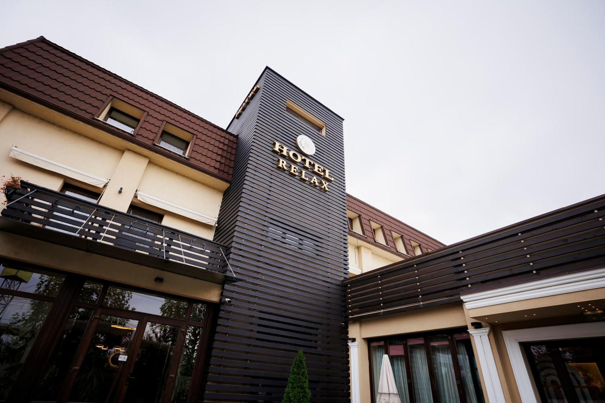 Hotel Relax Craiova Exterior foto